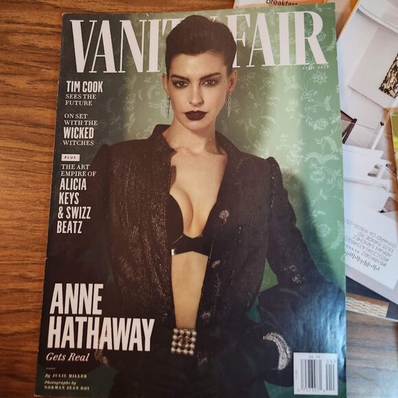 Mystery Magazine Bundle Lot of 10 Magazines RANDOM DATES Reading bundle Collage - Picture 12 of 13